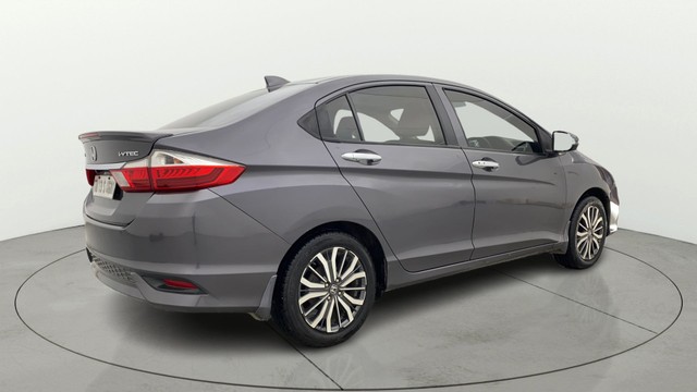 Second-hand 2018 Honda City i-VTEC CVT ZX for sale in Chennai-2