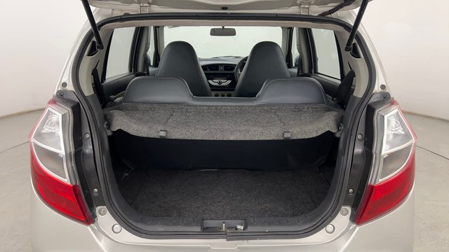 Second-hand 2015 Maruti Alto K10 VXI for sale in Pune-9