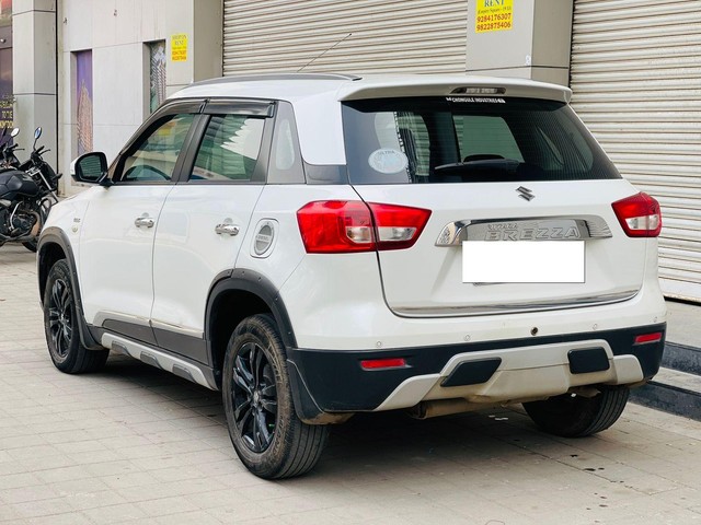 Second-hand 2019 Maruti Vitara Brezza ZDi for sale in Pune-7