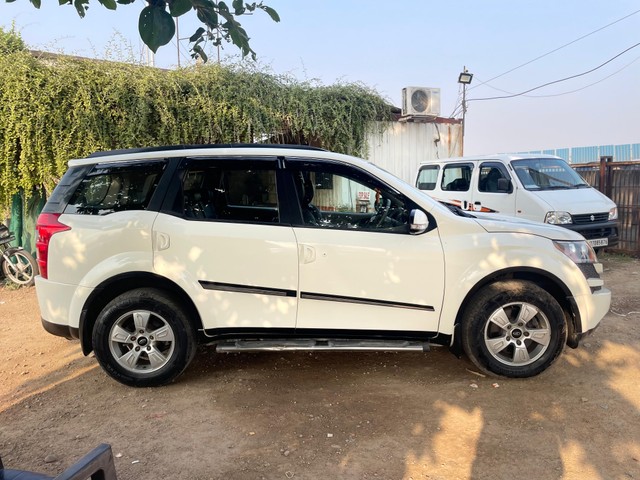 Second-hand 2012 Mahindra XUV500 W8 2WD for sale in Ahmedabad-7