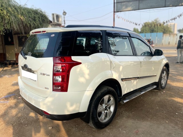 Second-hand 2012 Mahindra XUV500 W8 2WD for sale in Ahmedabad-1