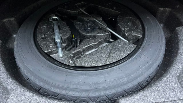 Second-hand 2016 Volvo S60 D4 Momentum for sale in Hyderabad-21