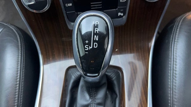 Second-hand 2016 Volvo S60 D4 Momentum for sale in Hyderabad-12