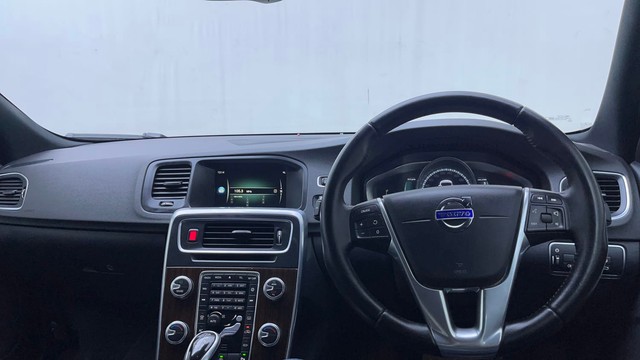 Second-hand 2016 Volvo S60 D4 Momentum for sale in Hyderabad-11