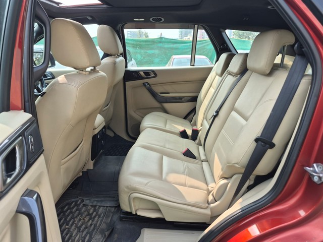 Second-hand 2016 Ford Endeavour 3.2 Titanium AT 4X4 for sale in Mumbai-17