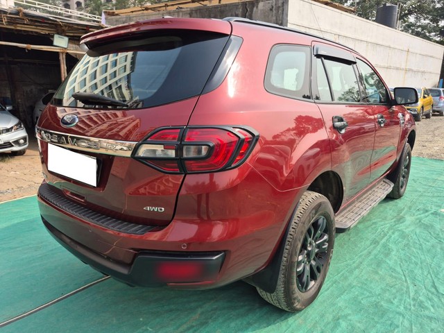 Second-hand 2016 Ford Endeavour 3.2 Titanium AT 4X4 for sale in Mumbai-4