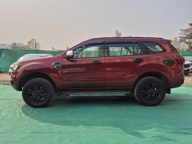 Second-hand 2016 Ford Endeavour 3.2 Titanium AT 4X4 for sale in Mumbai-8