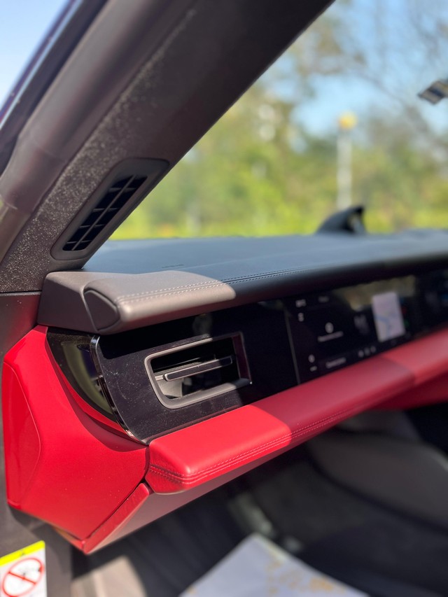 Second-hand 2023 Porsche Taycan Turbo S for sale in Mumbai-10