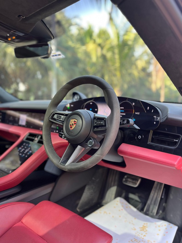 Second-hand 2023 Porsche Taycan Turbo S for sale in Mumbai-32