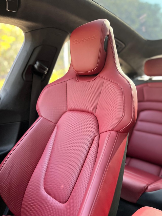 Second-hand 2023 Porsche Taycan Turbo S for sale in Mumbai-45