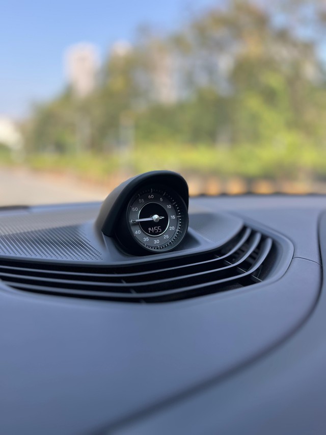 Second-hand 2023 Porsche Taycan Turbo S for sale in Mumbai-16