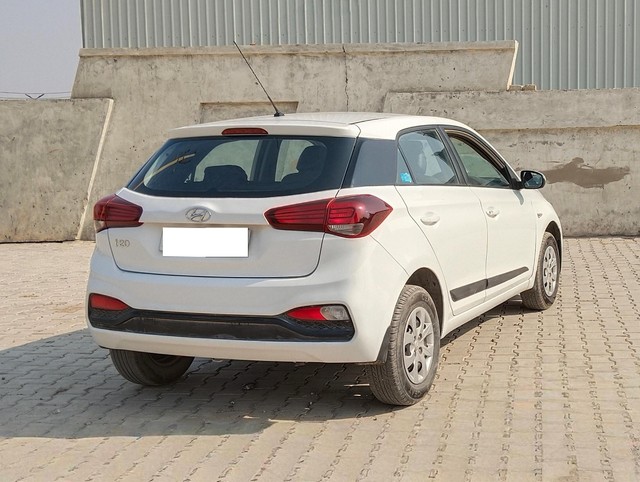 Second-hand 2018 Hyundai i20 1.2 Magna Executive for sale in Faridabad-10