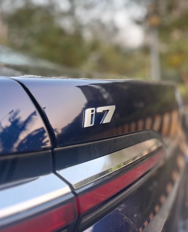 Second-hand 2024 BMW i7 eDrive50 M Sport for sale in Mumbai-22