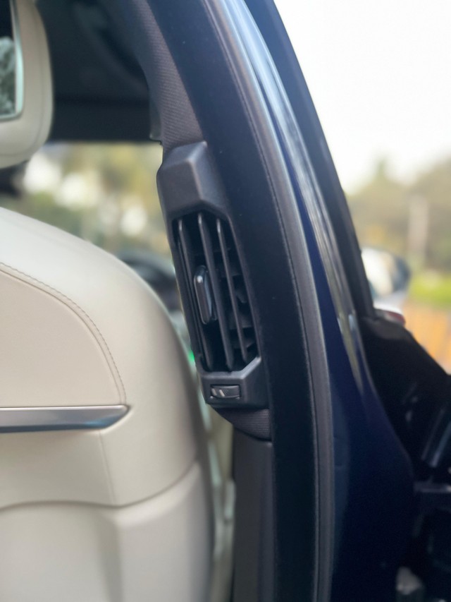 Second-hand 2024 BMW i7 eDrive50 M Sport for sale in Mumbai-9