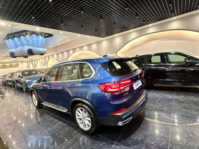 Second-hand 2021 BMW X5 xDrive 40i SportX Plus for sale in New Delhi-25