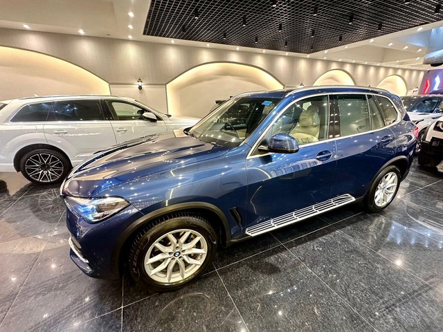 Second-hand 2021 BMW X5 xDrive 40i SportX Plus for sale in New Delhi-9