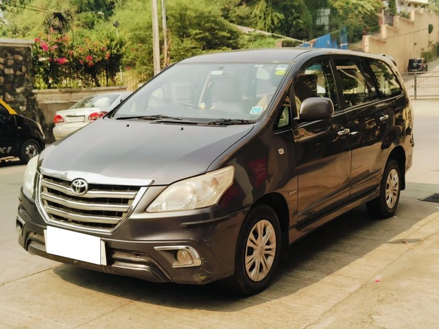 Second-hand 2015 Toyota Innova 2.5 G (Diesel) 7 Seater BS IV for sale in Mumbai-4