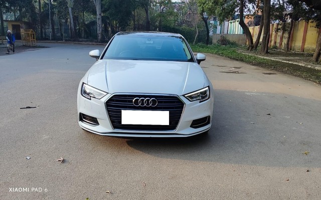 Second-hand 2019 Audi A3 35 TFSI Premium for sale in New Delhi-4