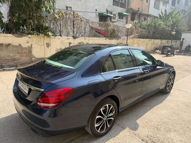 Second-hand 2018 Mercedes-Benz C-Class Prime C 220d for sale in New Delhi-2