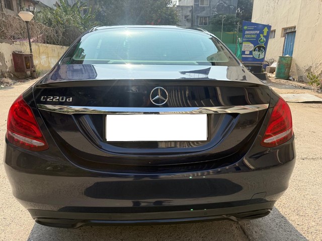 Second-hand 2018 Mercedes-Benz C-Class Prime C 220d for sale in New Delhi-3