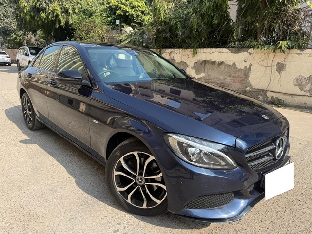 Second-hand 2018 Mercedes-Benz C-Class Prime C 220d for sale in New Delhi-15
