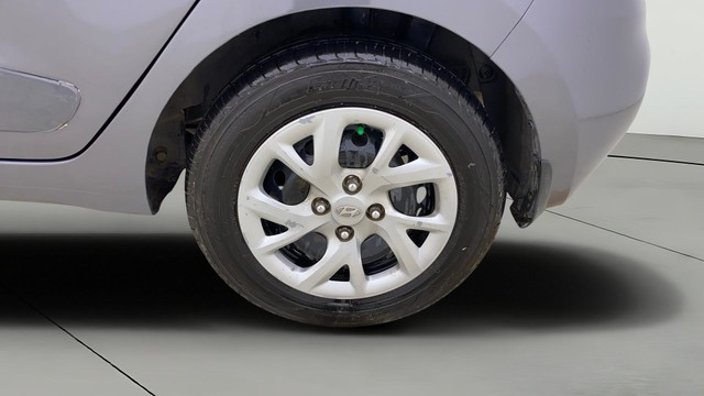 Second-hand 2017 Hyundai Grand i10 1.2 Kappa Magna BSIV for sale in Ahmedabad-26