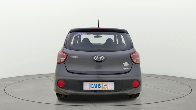 Second-hand 2017 Hyundai Grand i10 1.2 Kappa Magna BSIV for sale in Ahmedabad-3