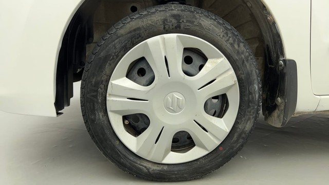 Second-hand 2013 Maruti Suzuki Wagon R VXI for sale in Ahmedabad-20