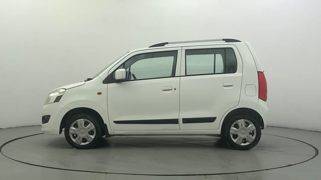 Second-hand 2013 Maruti Suzuki Wagon R VXI for sale in Ahmedabad-6