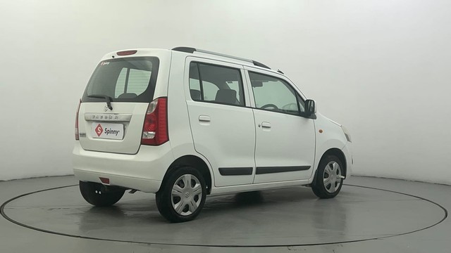 Second-hand 2013 Maruti Suzuki Wagon R VXI for sale in Ahmedabad-3