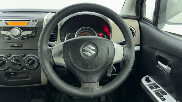 Second-hand 2013 Maruti Suzuki Wagon R VXI for sale in Ahmedabad-31