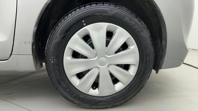 Second-hand 2016 Maruti Baleno Delta Diesel for sale in Ahmedabad-17