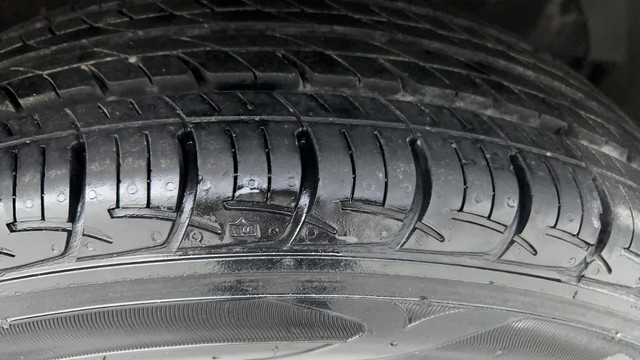 Second-hand 2016 Maruti Baleno Delta Diesel for sale in Ahmedabad-26