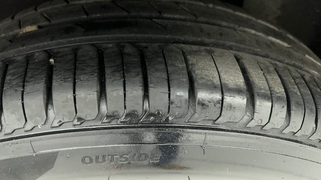 Second-hand 2016 Maruti Baleno Delta Diesel for sale in Ahmedabad-31