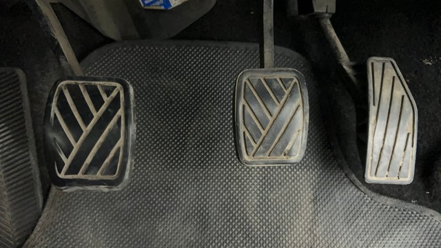 Second-hand 2016 Maruti Baleno Delta Diesel for sale in Ahmedabad-14