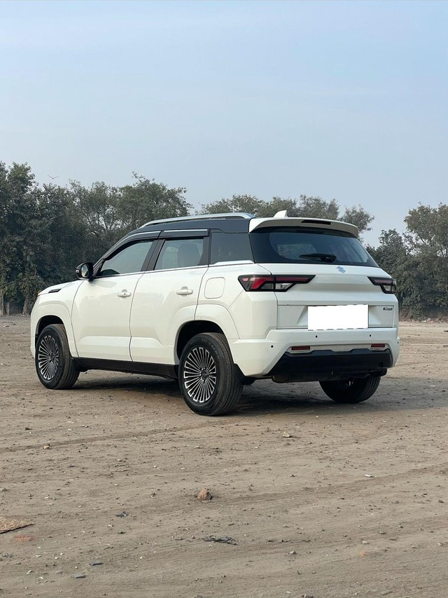 Second-hand 2024 Maruti Brezza Zxi for sale in New Delhi-3