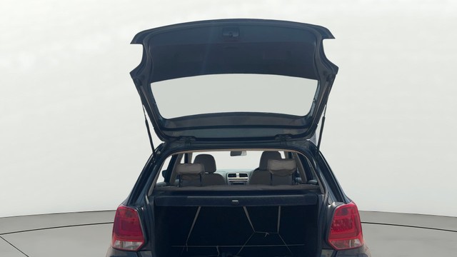 Volkswagen Polo 1.2 MPI Highline Second-hand 2015 Volkswagen Polo 1.2 MPI Highline for sale in Coimbatore-0