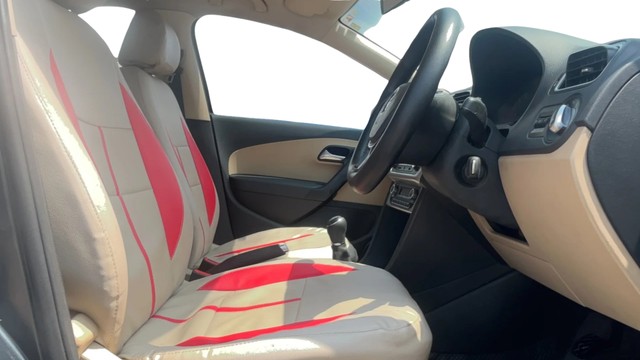 Volkswagen Polo 1.2 MPI Highline Second-hand 2015 Volkswagen Polo 1.2 MPI Highline for sale in Coimbatore-25