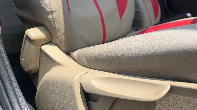 Volkswagen Polo 1.2 MPI Highline Second-hand 2015 Volkswagen Polo 1.2 MPI Highline for sale in Coimbatore-7