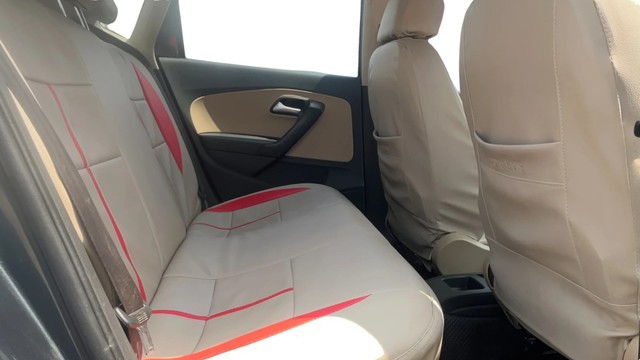 Volkswagen Polo 1.2 MPI Highline Second-hand 2015 Volkswagen Polo 1.2 MPI Highline for sale in Coimbatore-4