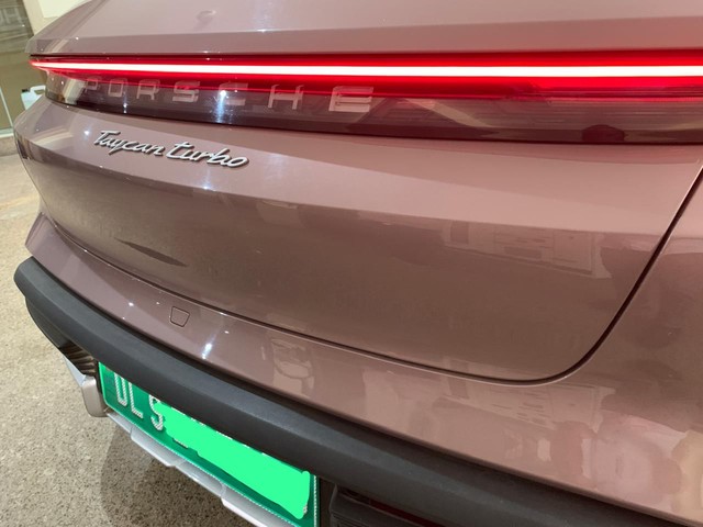 Second-hand 2023 Porsche Taycan Turbo Cross Turismo for sale in New Delhi-13