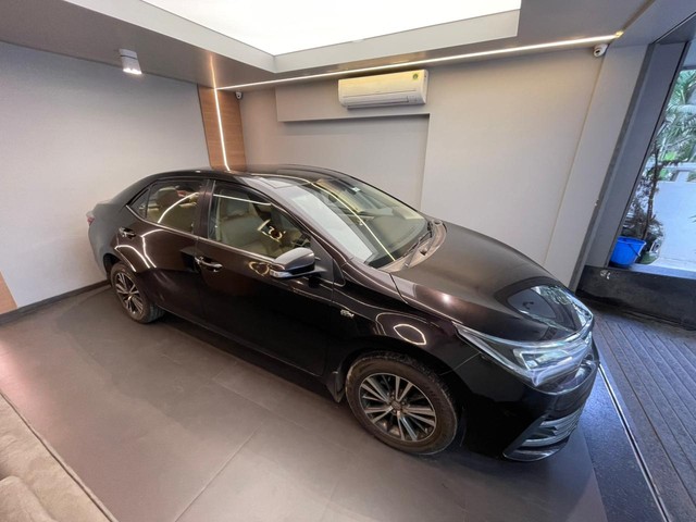 Second-hand 2018 Toyota Corolla Altis 1.8 VL CVT for sale in Mumbai-17