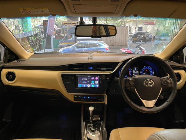 Second-hand 2018 Toyota Corolla Altis 1.8 VL CVT for sale in Mumbai-14