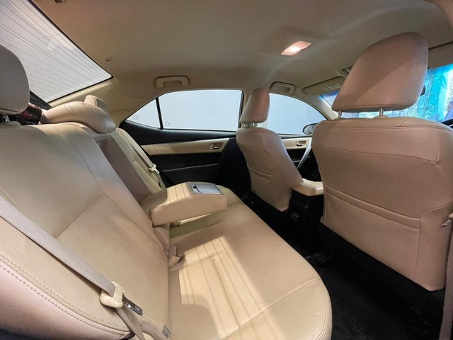 Second-hand 2018 Toyota Corolla Altis 1.8 VL CVT for sale in Mumbai-11