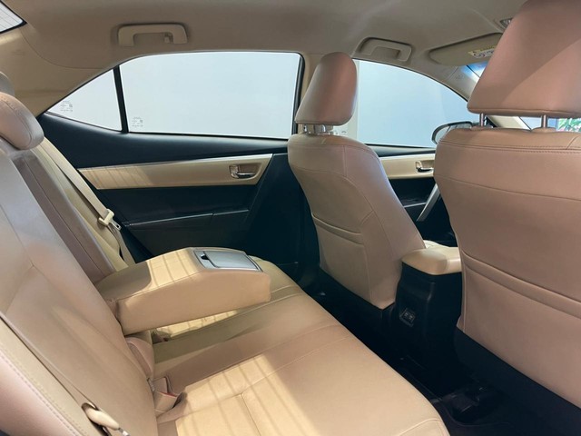 Second-hand 2018 Toyota Corolla Altis 1.8 VL CVT for sale in Mumbai-19