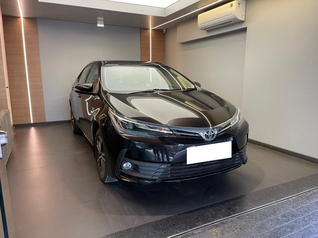 Second-hand 2018 Toyota Corolla Altis 1.8 VL CVT for sale in Mumbai-1