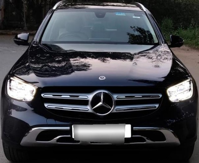 Second-hand 2022 Mercedes-Benz GLC 200 for sale in New Delhi-5