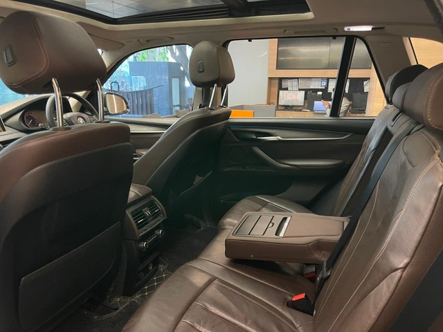 Second-hand 2017 BMW X5 xDrive35i Design Pure Exp 5S for sale in Mumbai-8