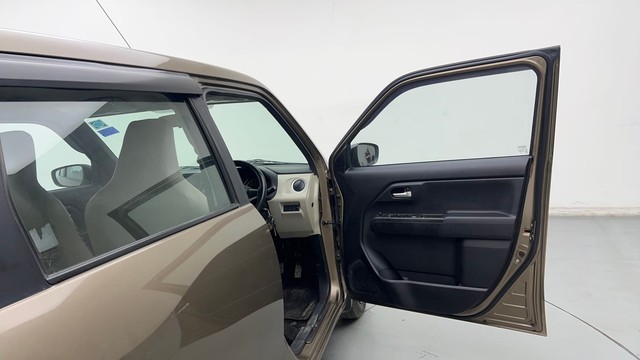 Second-hand 2019 Maruti Wagon R ZXI 1.2 for sale in Ghaziabad-16