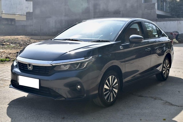 Second-hand 2025 Honda City V CVT for sale in Gurgaon-2